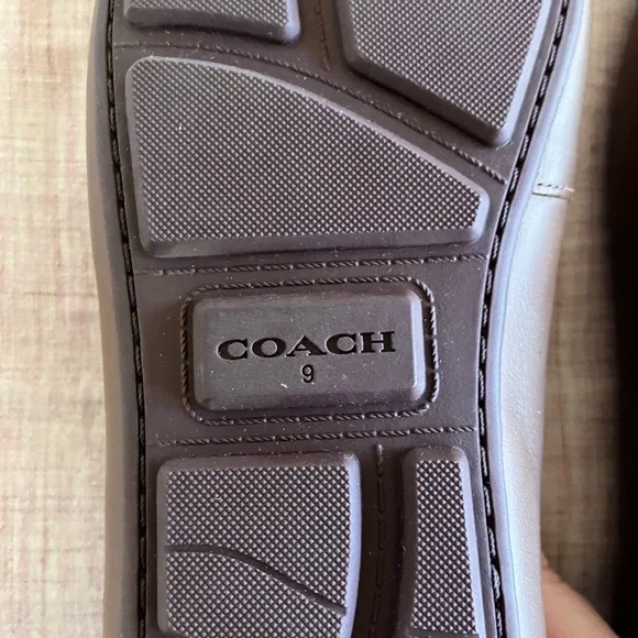 Coach Liam Driver Loafer in Signature Jacquard, like new condition. - Picture 6 of 7
